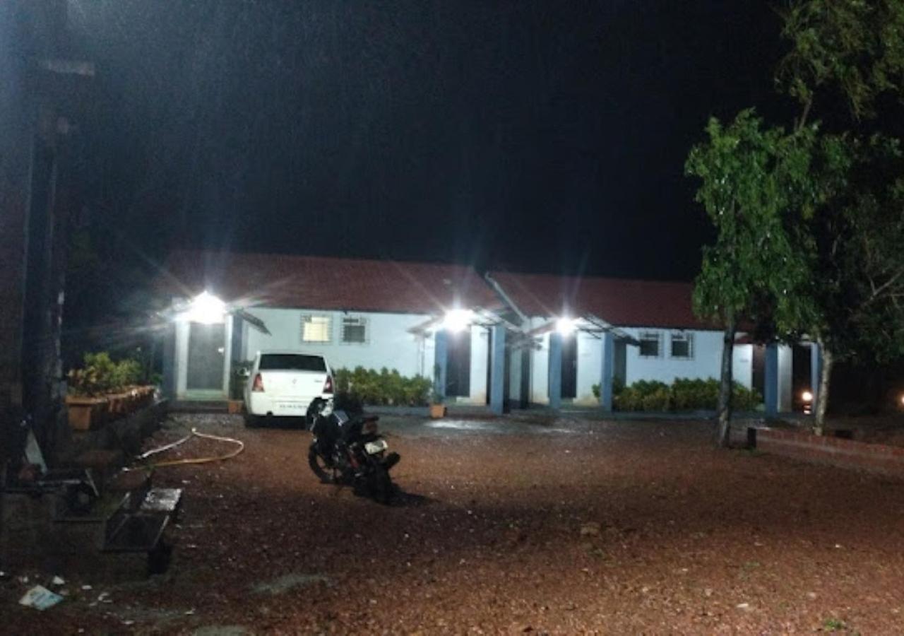 Sea King Beach Resort Ganpatipule Eksteriør bilde